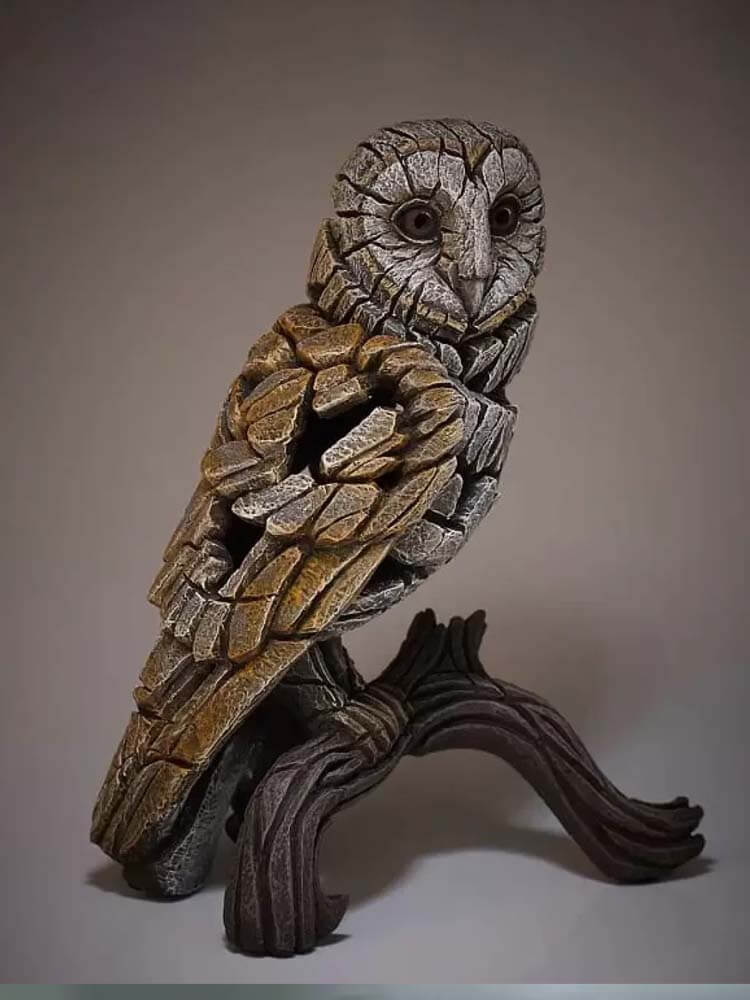 Barn owl sculpture by Edge Sculpture