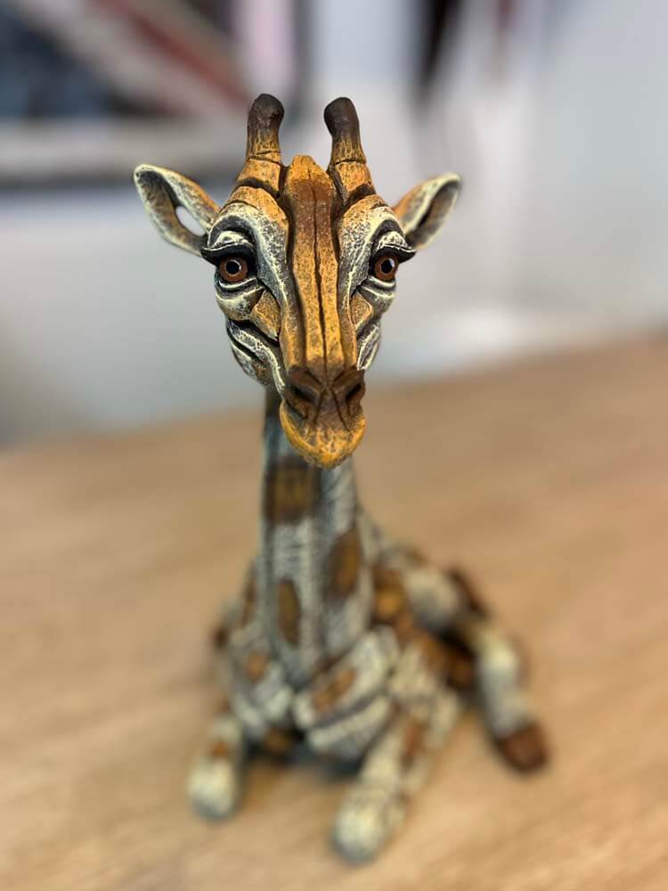 Edge Sculpture Giraffe Calf Figurine