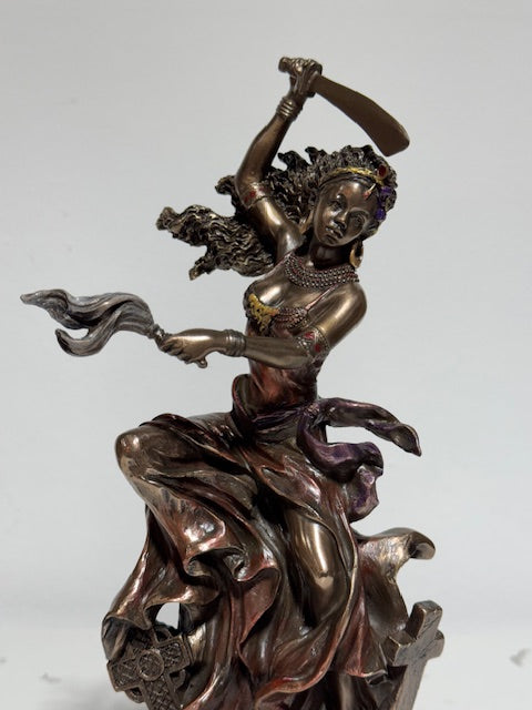 African Yoruba religion Goddess "OYA" - Goddess Of Wind,Storm And Transformation