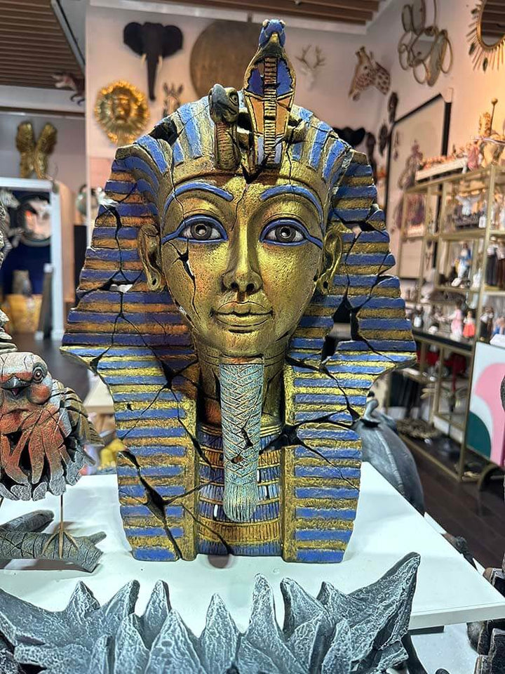 Egyptian King Tutankhamun Head Ornament Sculpture, Tutankhamun Bust in gold