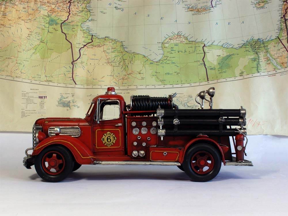 Vintage Fire Engine, Retro American Fire Truck Tin Model, 45cm